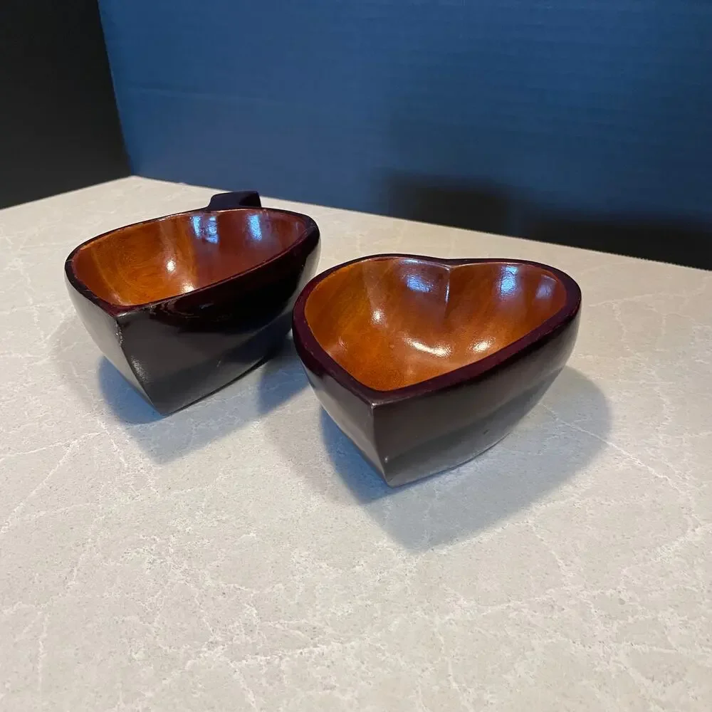 Vintage MCM set of 2 hearts shaped wooden bowls serving dishes decorative only